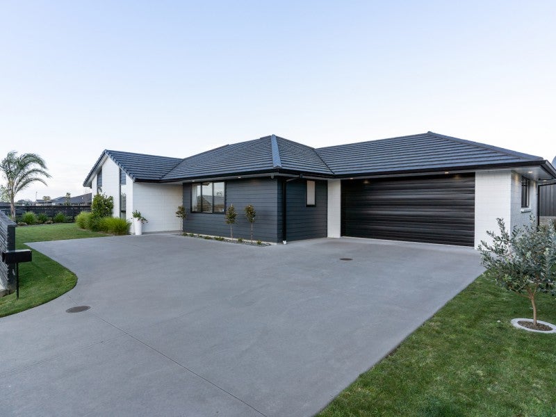 1 Shea Lane, Pyes Pa, Tauranga - Carousel 2