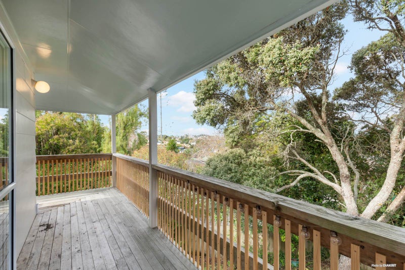 2/13 Aralia Road, Sunnynook, Auckland - Carousel 2