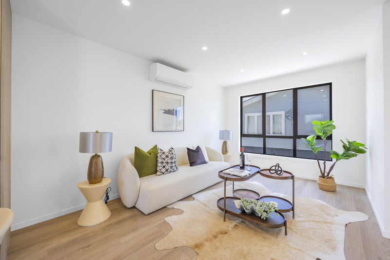 8/8 Sheehan Road, Te Atatu South, Auckland - Carousel 2