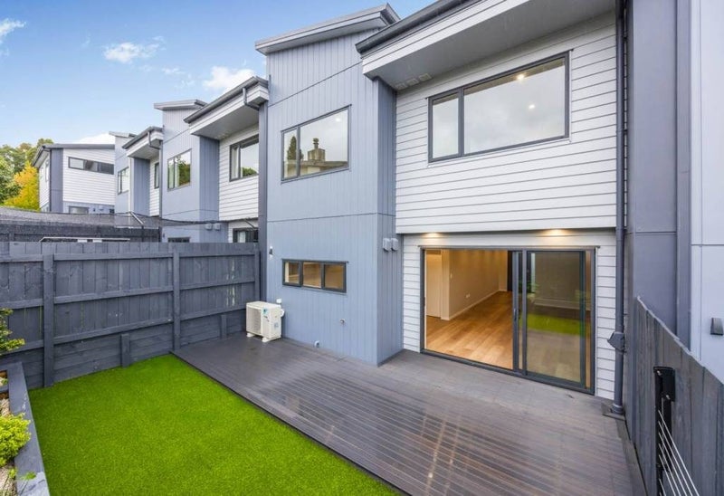 2/45 Clark Road, Pahurehure, Papakura - Carousel 2