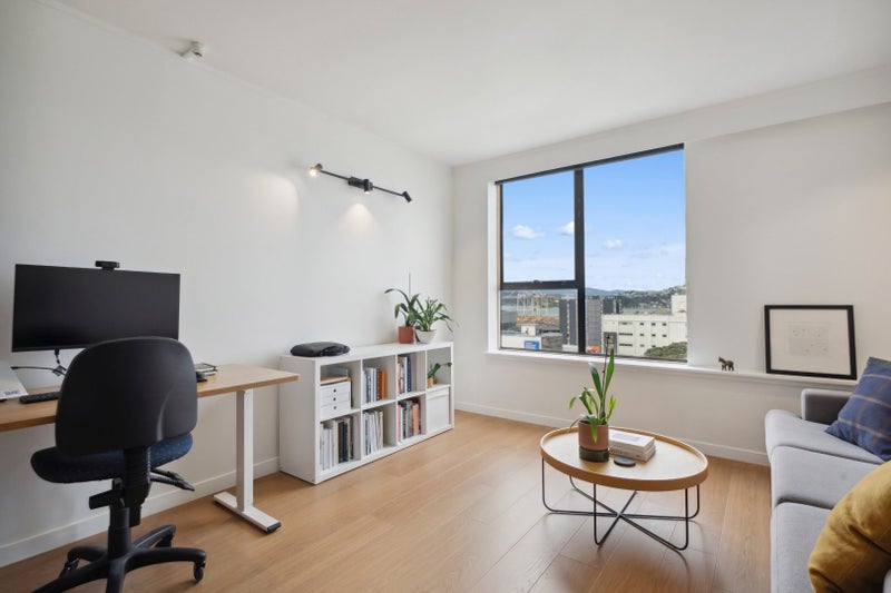 76/70 Hobson Street, Thorndon, Wellington - Carousel 1