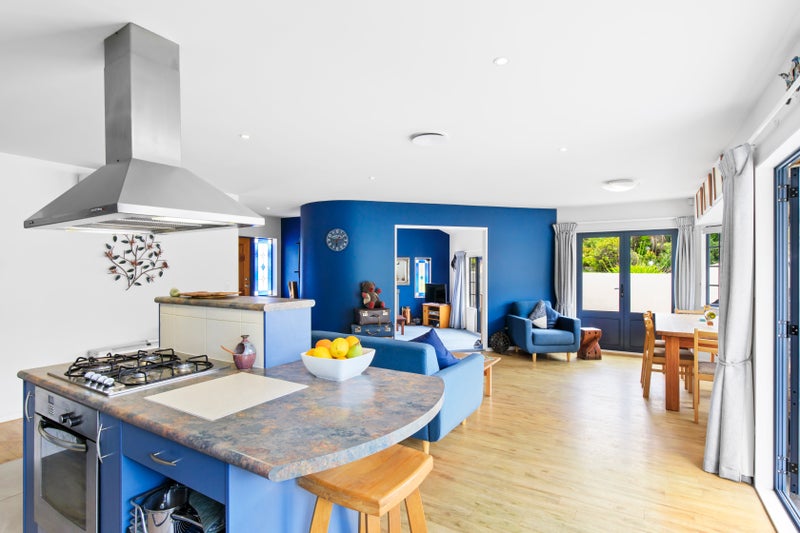 5 Betty Watt Grove, Riverstone Terraces, Upper Hutt - Carousel 2