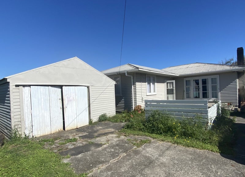 18 Sunnyside Road, Nawton, Hamilton - Carousel 1