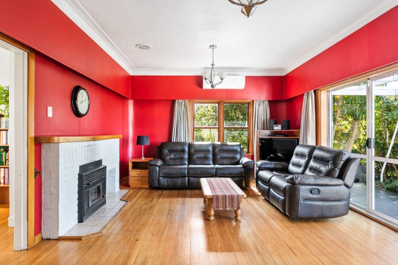 8 Charles Street, Riverdale, Gisborne - Carousel 2