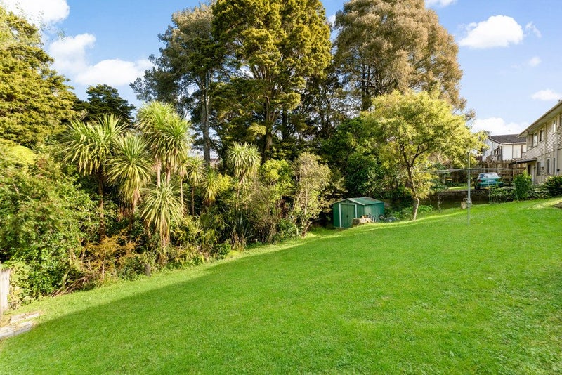 49 Pupuke Road, Birkenhead, Auckland - Carousel 15