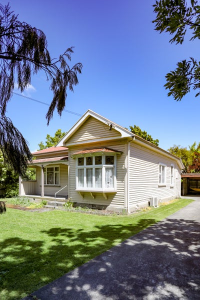 53 Norwood Street, Beckenham, Christchurch - Carousel 22