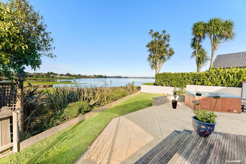 26 Keywella Drive, Conifer Grove, Takanini - Carousel 2