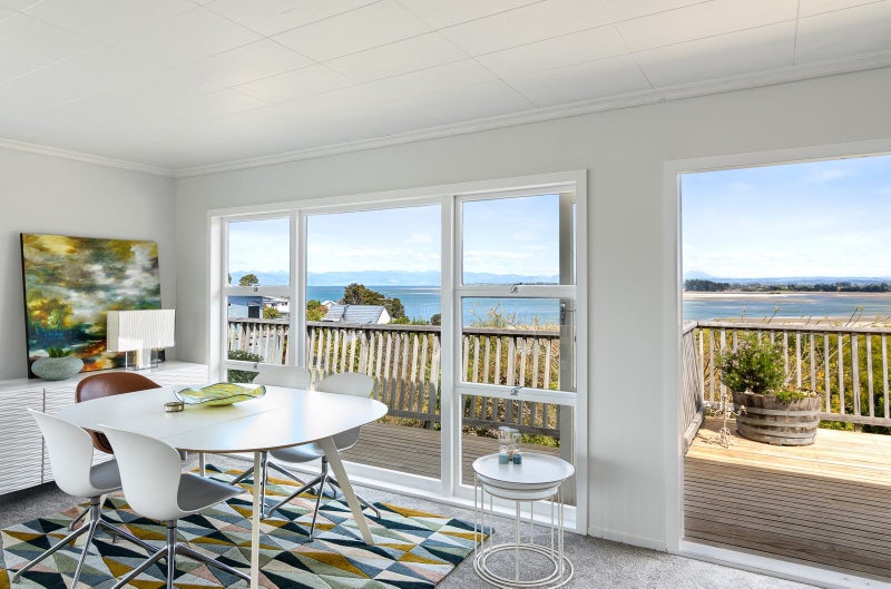8 Stephens Bay Road, Kaiteriteri - Carousel 1