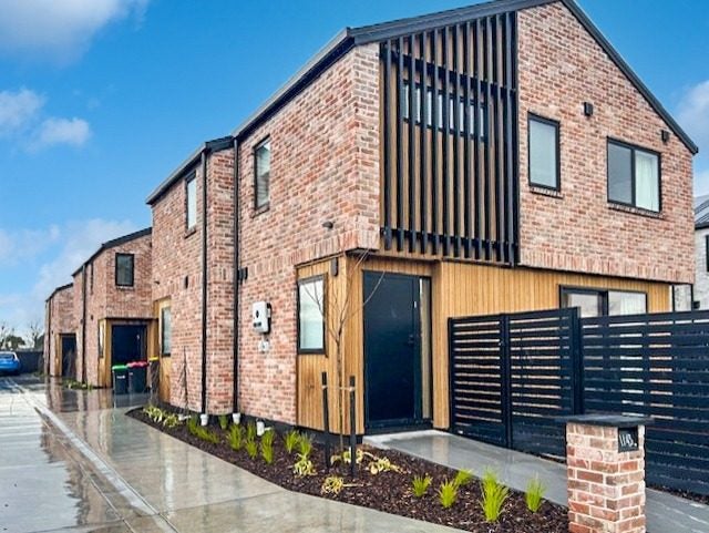 2/43 Sugden Street, Spreydon, Christchurch - Carousel 1