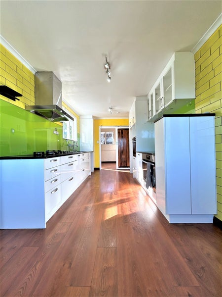 2/24 Holbrook Street, Avondale, Auckland - Carousel 10