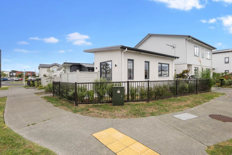 3 Kawe Marie Lane, Takanini, Auckland - Carousel 2