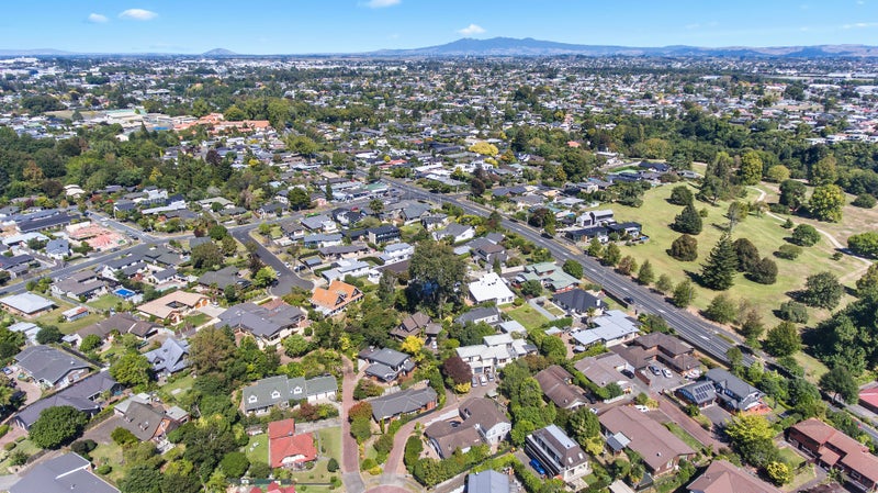 28B Perindale Drive, Chartwell, Hamilton - Carousel 34