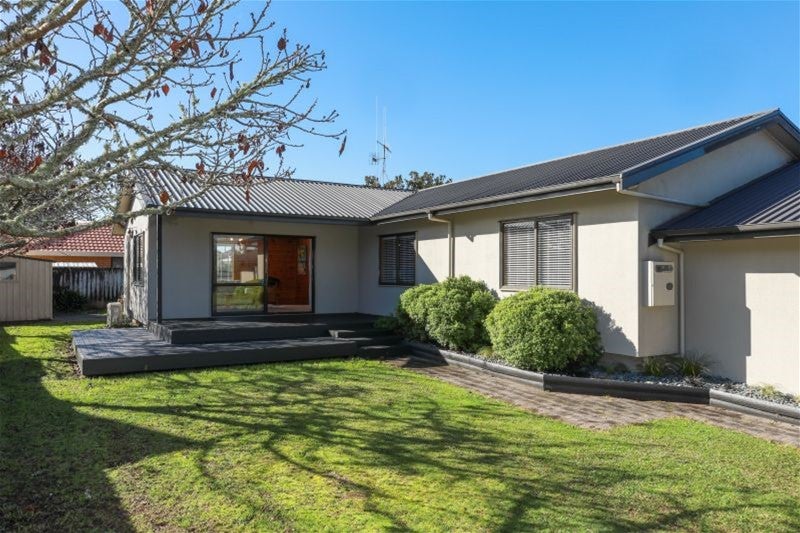 14 Azimuth Place, Flagstaff, Hamilton - Carousel 1