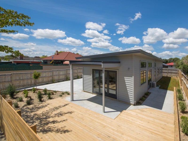 44 Long Melford Road, Awapuni, Palmerston North - Carousel 21