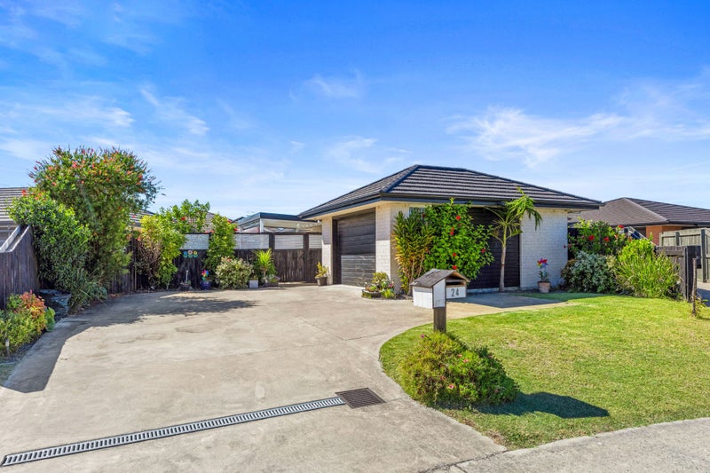 24 Leet Crescent, Papamoa Beach, Papamoa - Carousel 2