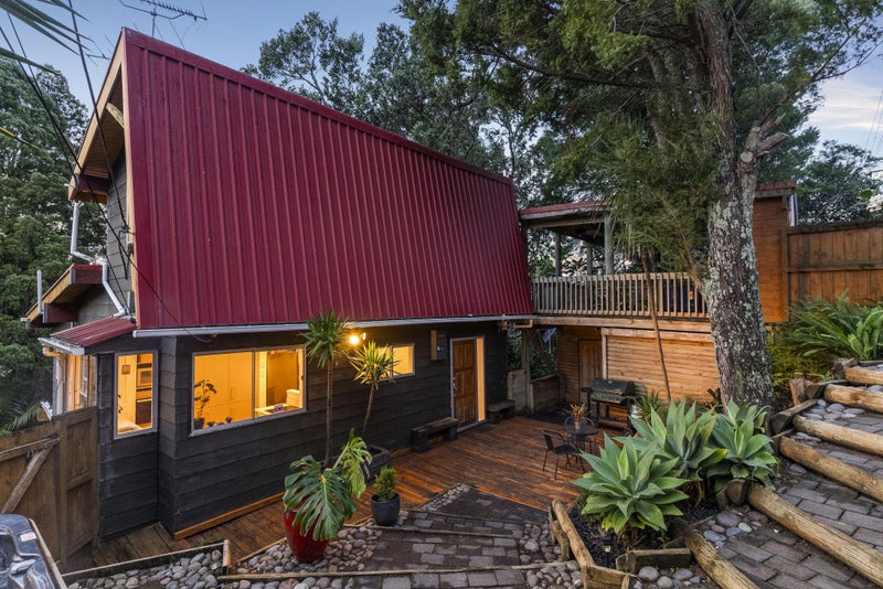 112 Victory Road, Laingholm, Auckland - Carousel 2