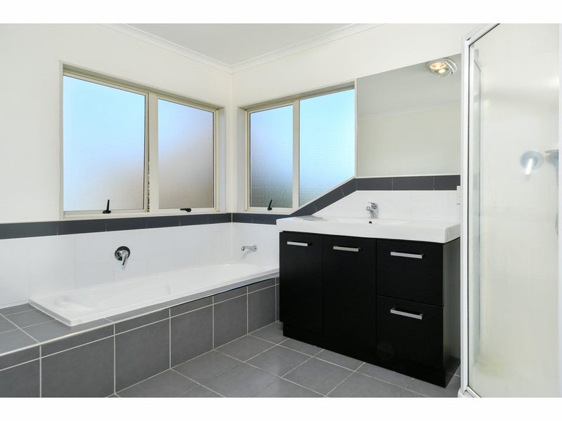 27A Swanson Road, Henderson, Auckland - Carousel 12