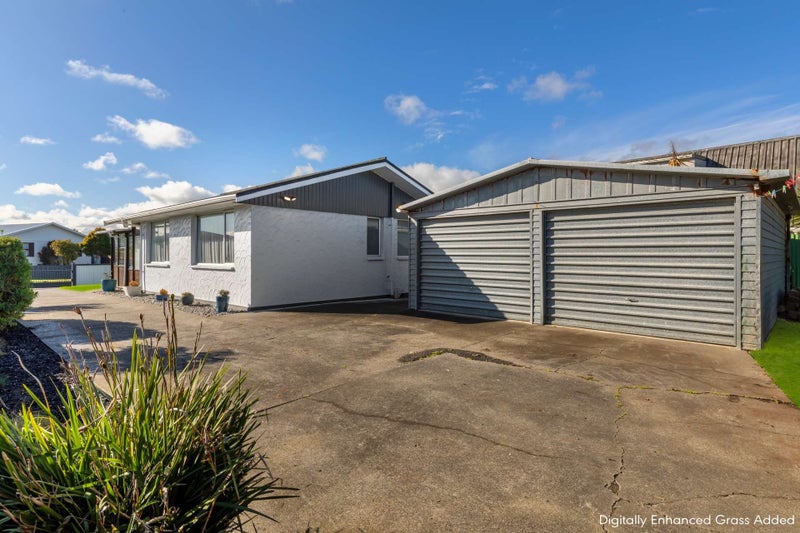 23 Lindsey Crescent, Springvale, Whanganui - Carousel 1
