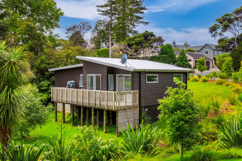 19A Churchouse Road, Greenhithe, Auckland - Carousel 2