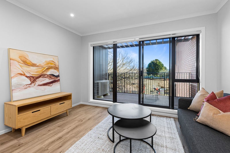 50 Line Road, Glen Innes, Auckland - Carousel 1