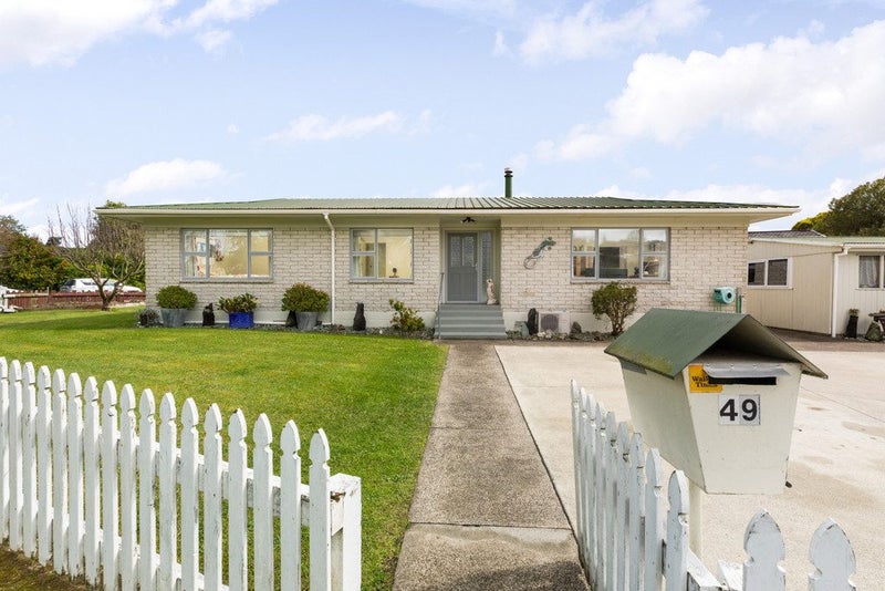 49 Norwood Road, Paeroa, Paeroa - Carousel 1