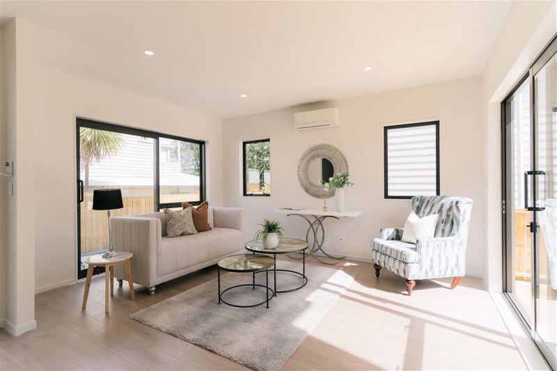 6B Kenmure Avenue, Forrest Hill, Auckland - Carousel 2