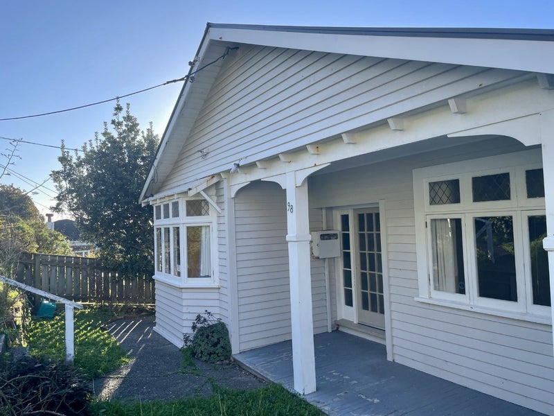 98 Te Anau Road, Hataitai, Wellington - Carousel 15