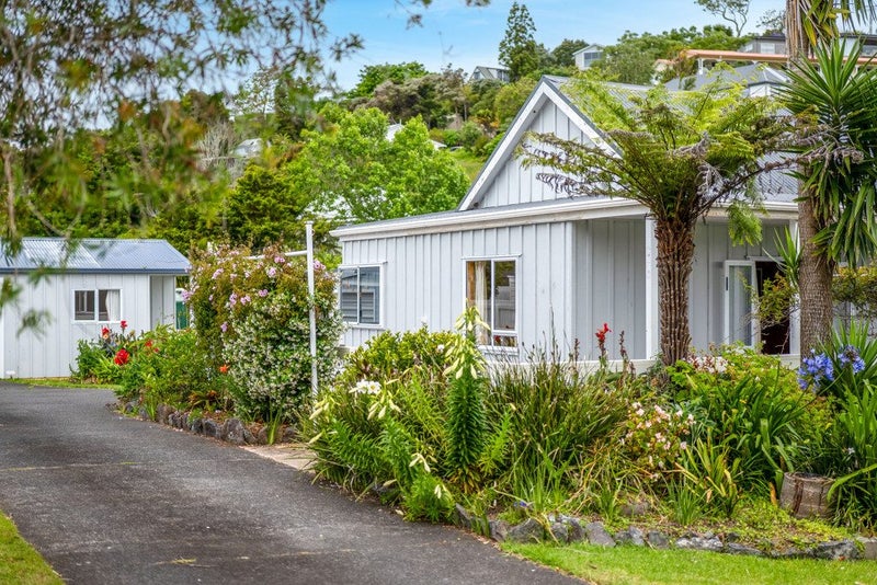 15 Beresford Street, Russell - Carousel 2