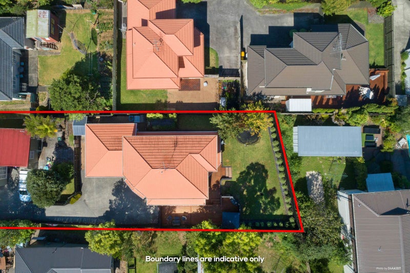 2/64 Hogans Road, Glenfield, Auckland - Carousel 22