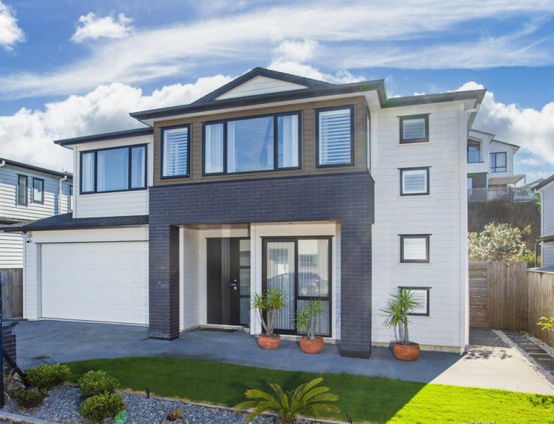 10 Tawatawa Street, Long Bay, Auckland - Carousel 1