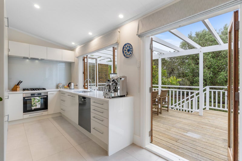 40 Milton Road, Mount Eden, Auckland - Carousel 2