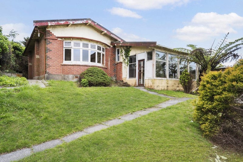 42 Karepa Street, Brooklyn, Wellington - Carousel 2