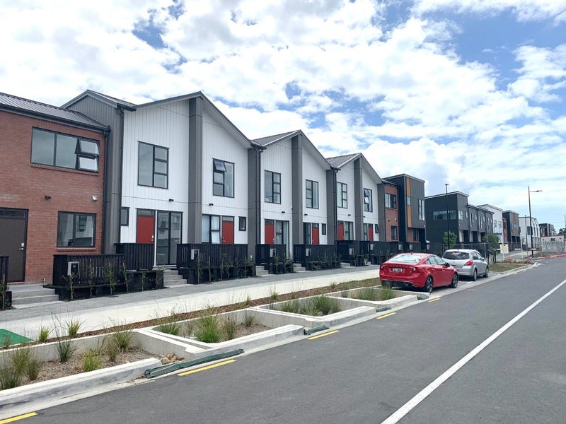 60 Manarini Road, Westgate, Auckland - Carousel 20