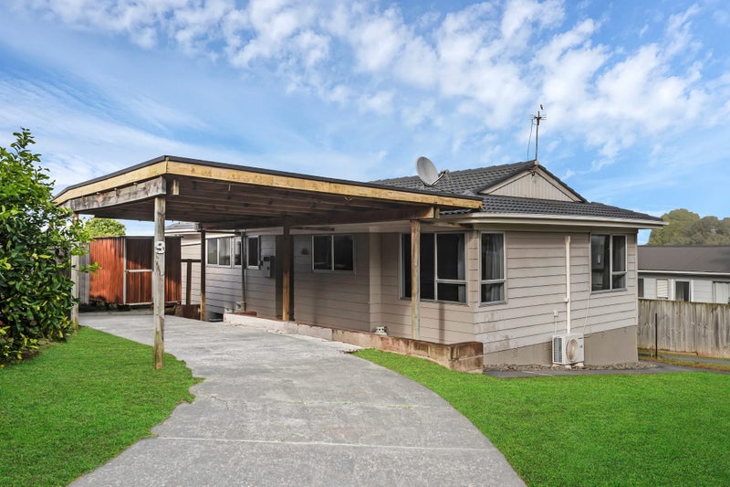 9 Glenbervie Crescent, Massey, Auckland - Carousel 2