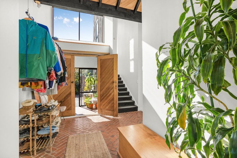 38 Stanhope Grove, Korokoro, Lower Hutt - Carousel 2