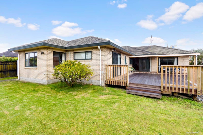 17 Belcoo Crescent, East Tamaki, Auckland - Carousel 2