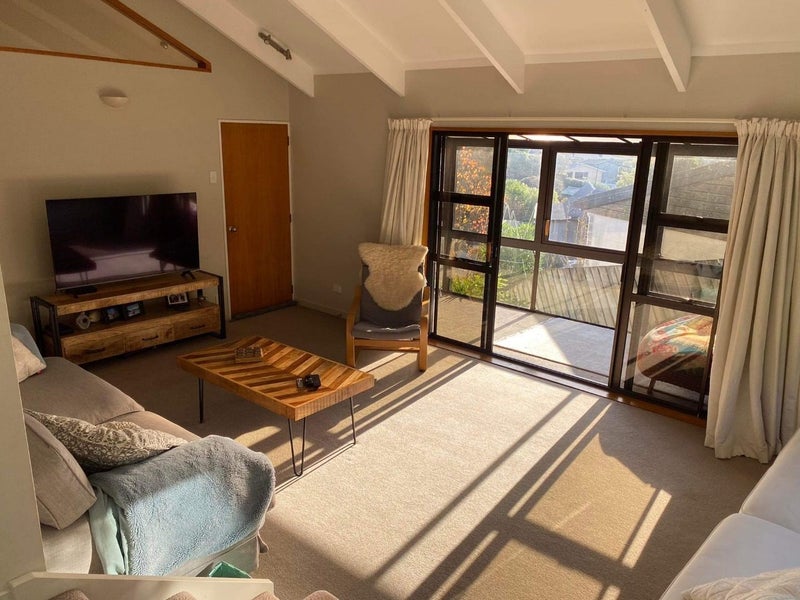 12 Pembridge Lane, Westmorland, Christchurch - Carousel 2