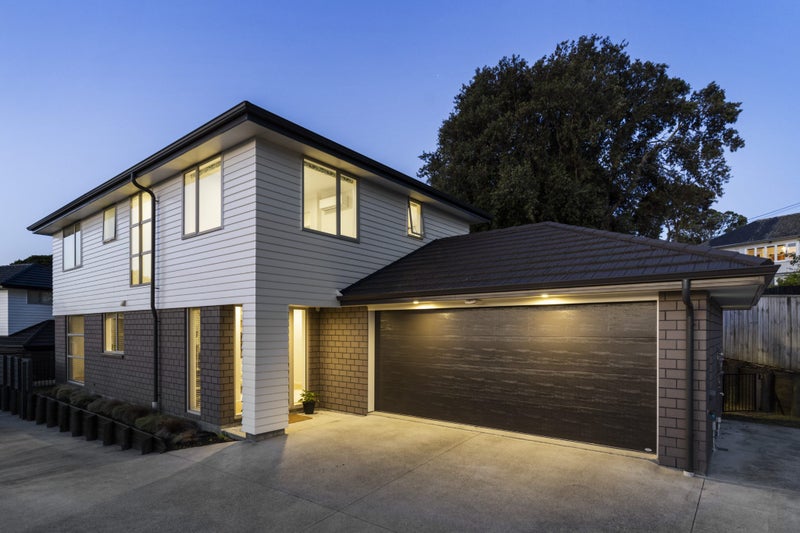 7A Scout Avenue, Mount Roskill, Auckland - Carousel 1