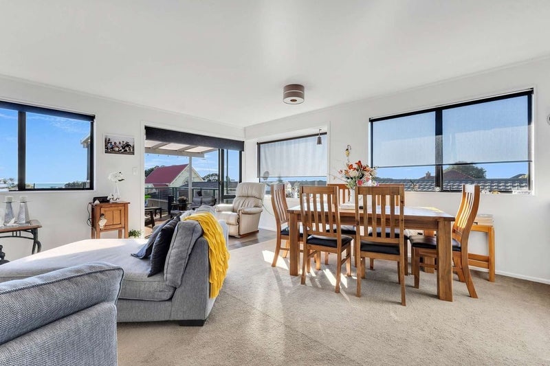 2/502 Devon Street East, Strandon, New Plymouth - Carousel 2