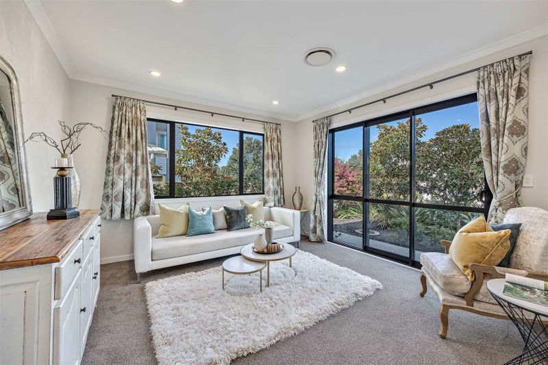 33 Remuremu Street, Long Bay, Auckland - Carousel 2