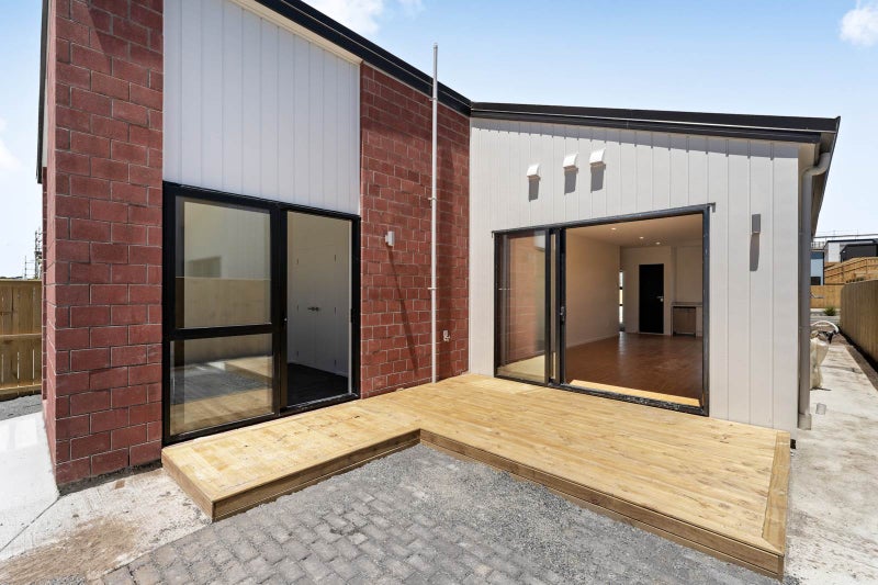 30C Biokovo Street, Massey, Auckland - Carousel 2