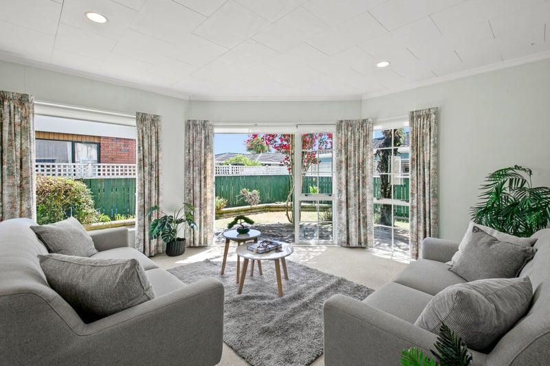 42A Wallace Place, Westown, New Plymouth - Carousel 2