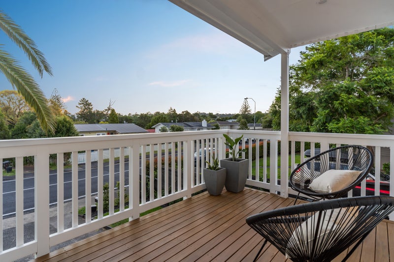 1/20 Hellyers Street, Birkdale, Auckland - Carousel 1