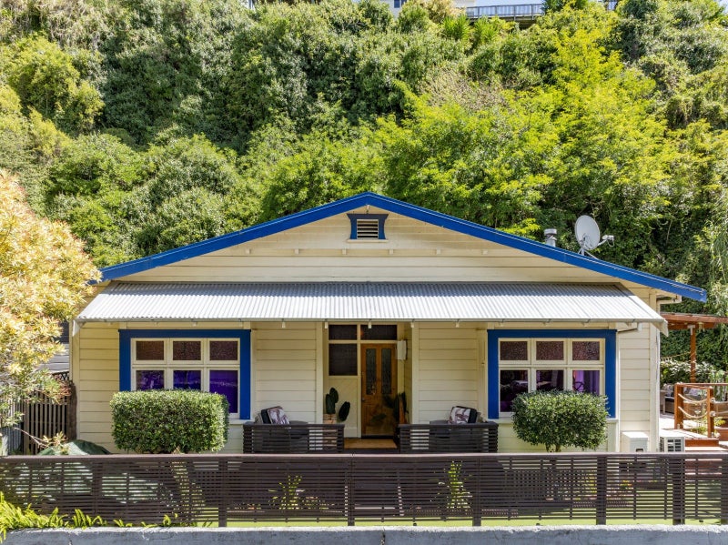 124 Shakespeare Road, Bluff Hill, Napier - Carousel 2