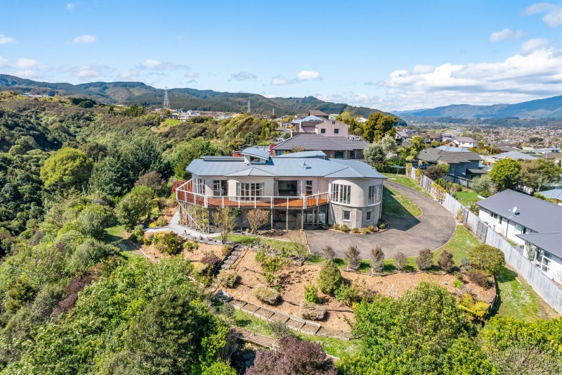 23 Garrett Place, Riverstone Terraces, Upper Hutt - Carousel 1