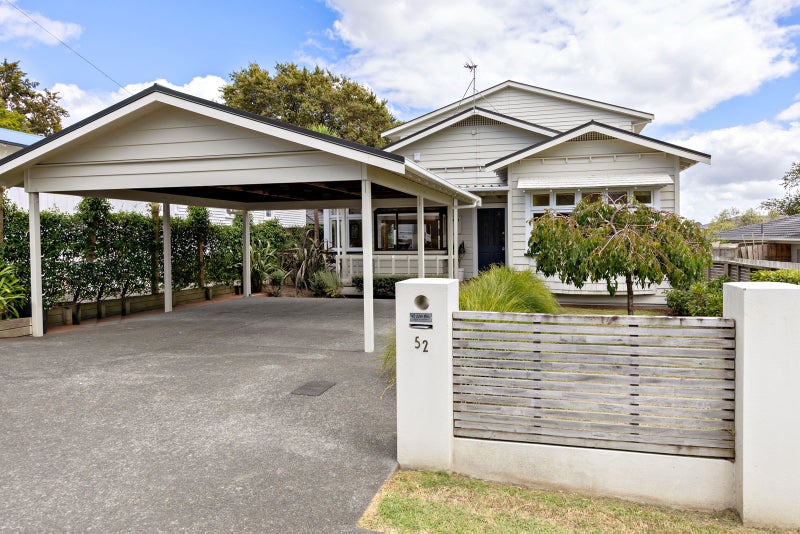 52 Finch Street, Morningside, Auckland - Carousel 1