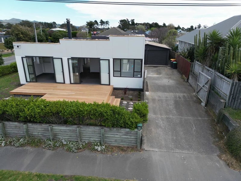 202 Pine Avenue, South New Brighton, Christchurch - Carousel 2