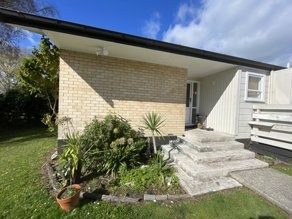 8 Beryl Place, Pukehangi, Rotorua - Carousel 2