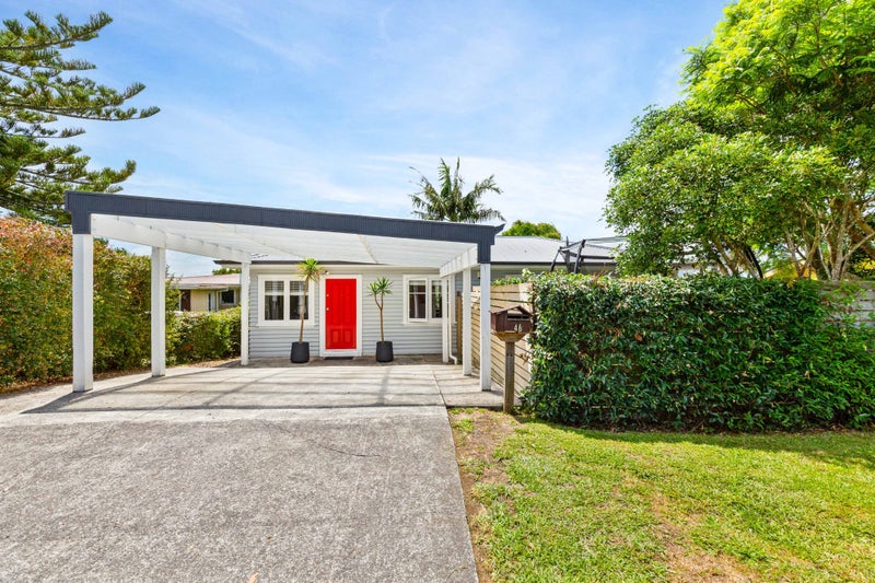 46 Renata Crescent, Te Atatu Peninsula, Auckland - Carousel 2