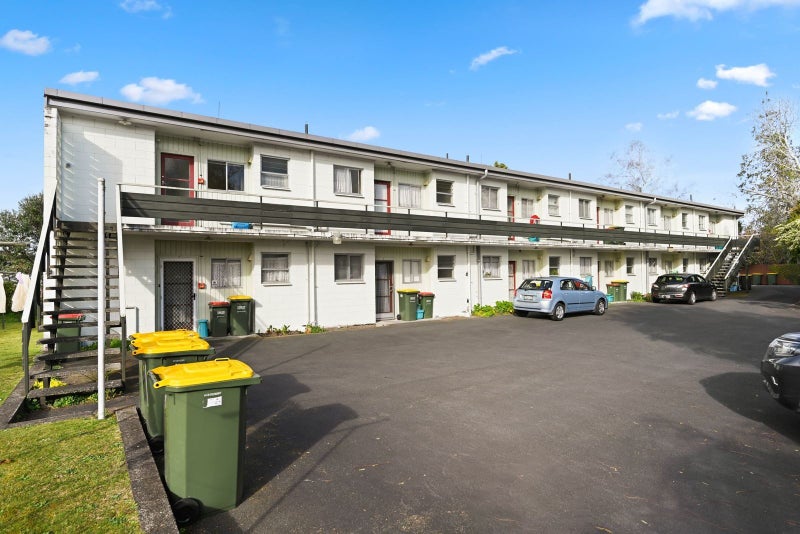 4/211 River Road, Claudelands, Hamilton - Carousel 2